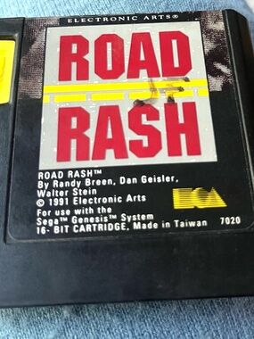 Sega Genesis video Game Road Rash - used and tested